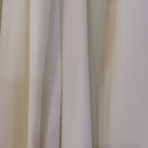 Virgos Lounge | Off-the-shoulder Gown - Picture 8 of 9